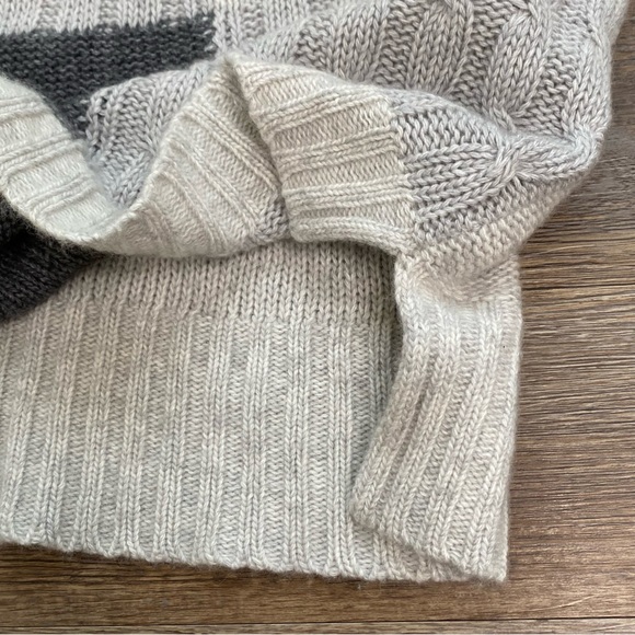 Autumn Cashmere Color blocked turtleneck Cashmere wool blend Sweater - Picture 14 of 14